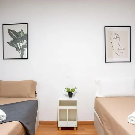 Plaza Urquinaona And Comfortable 3bd *