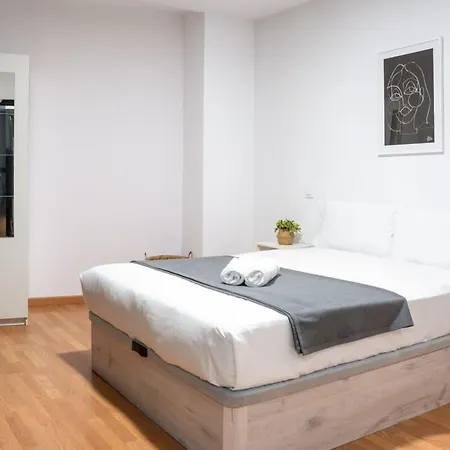 Plaza Urquinaona And Comfortable 3bd
