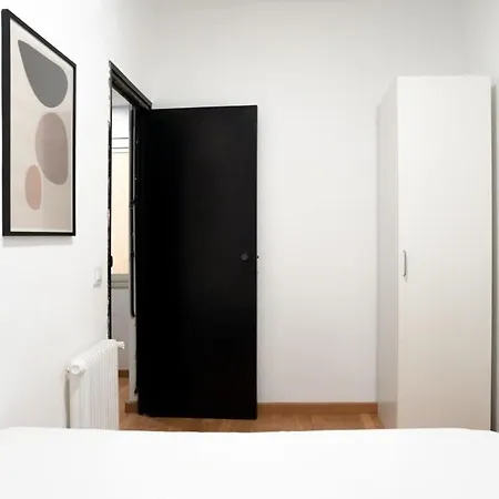 Plaza Urquinaona And Comfortable 3bd