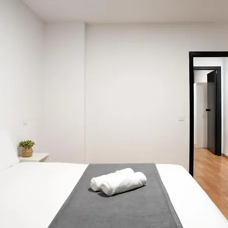 Plaza Urquinaona And Comfortable 3bd Barcelona